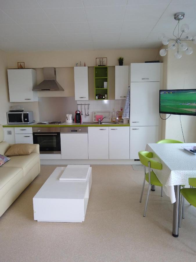Studio Heist Apartment นอคเคอ-เฮสท์ ภายนอก รูปภาพ